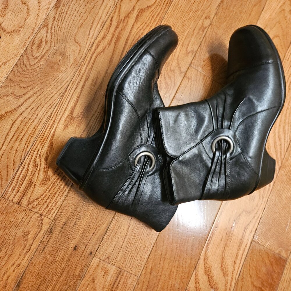 Clark's Ankle Boots - Picture 7 of 8